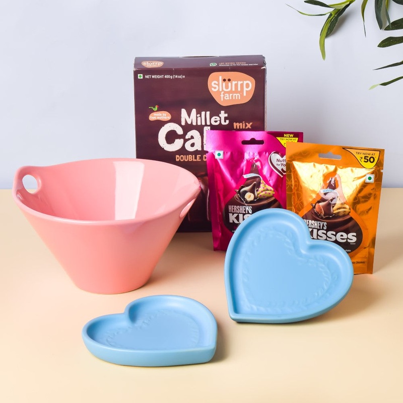 Bake With Heart Festive Gift Hamper Set Of 6