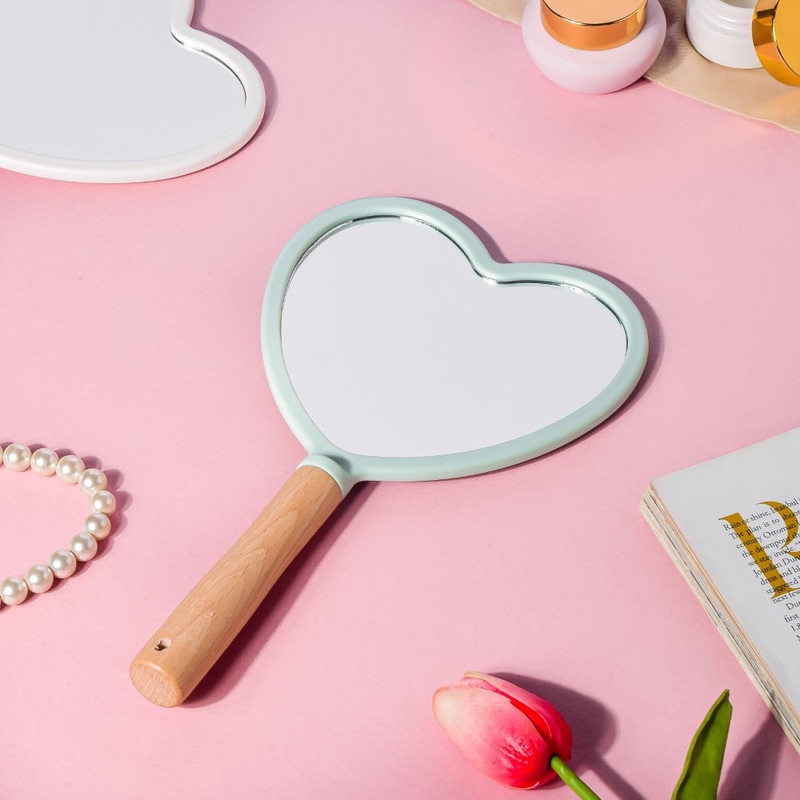 Chic Heart Hand Mirror Green