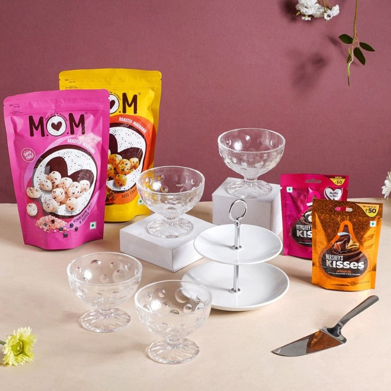 Dessert Delight Festive Hamper Set Of 8
