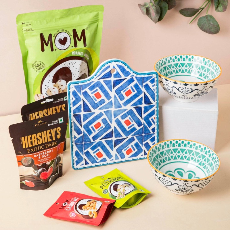 Mandala Bowl And Platter Gift Hamper Set Of 7