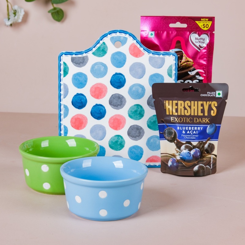 Polka Dot Bowls With Platter Snacktime Gift Hamper Set Of 5