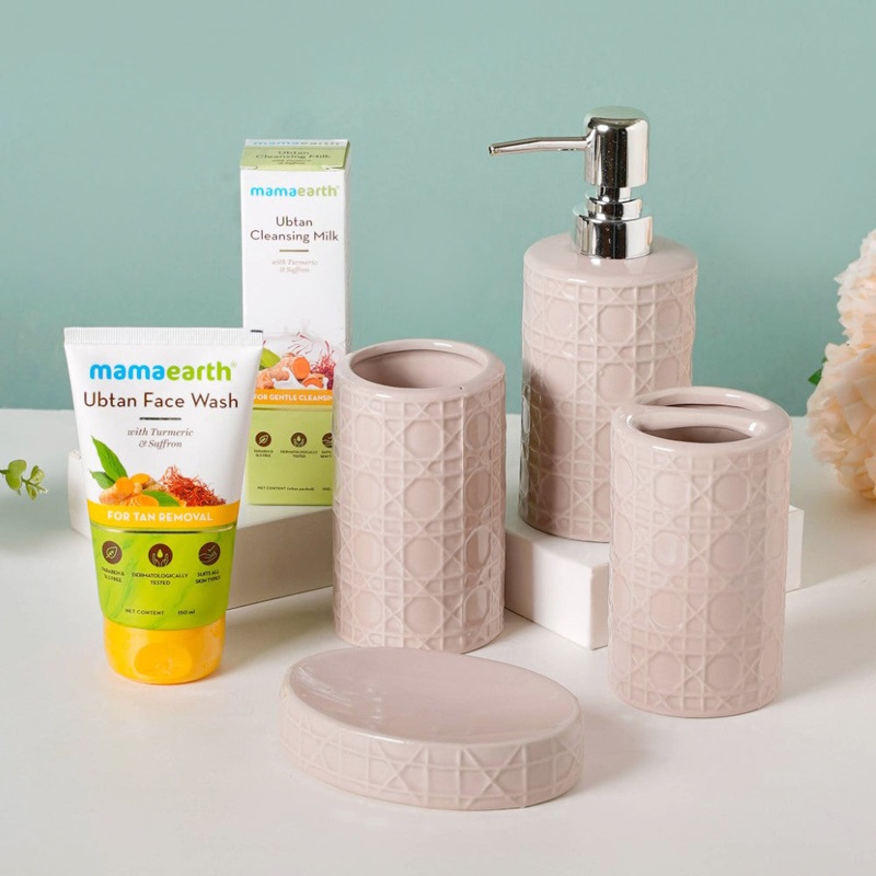Relax O'clock Bathroom Essentials Gift Hamper Set Of 3