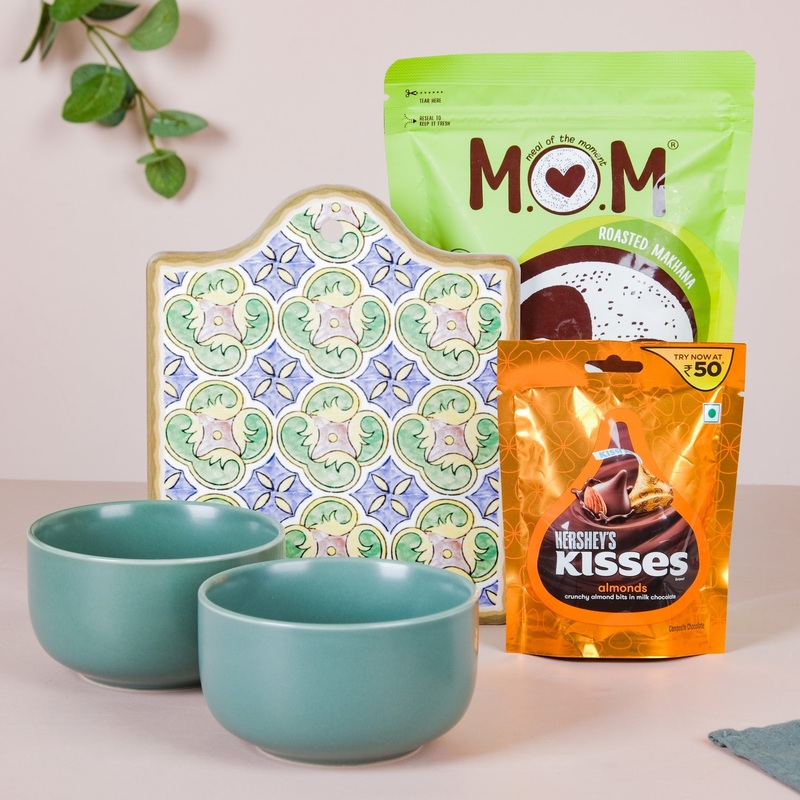 Snack Bowl With Platter Snacktime Festive Hamper Set Of 5