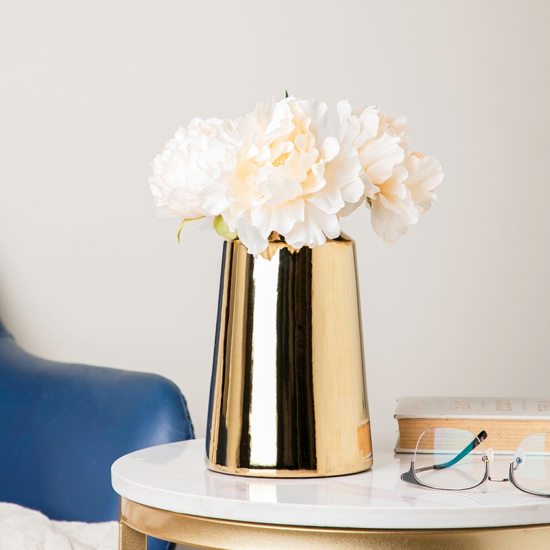 Modern Ceramic Vase Gold