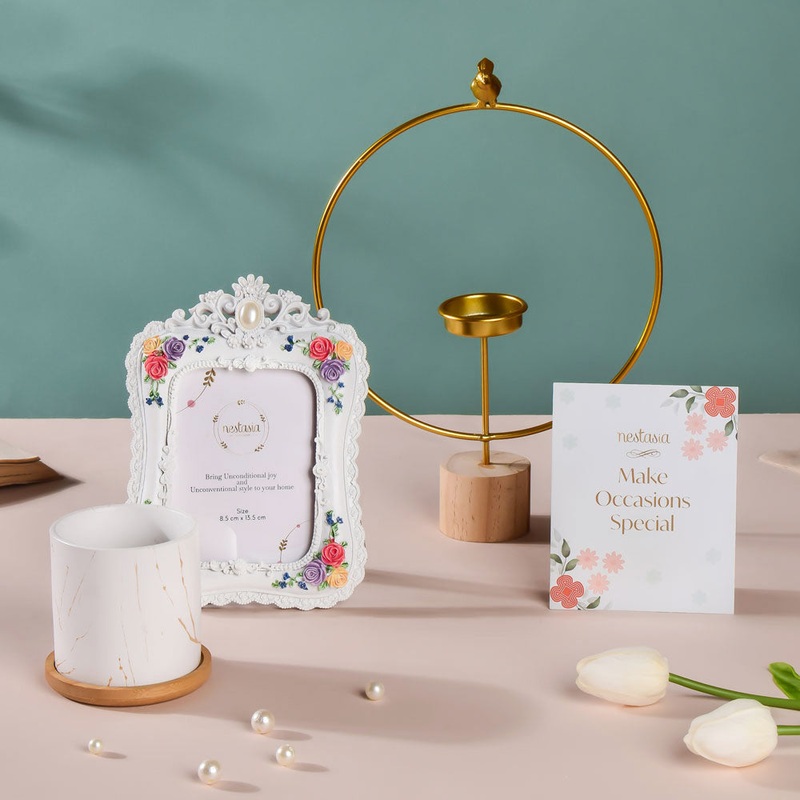 Brighten Up The Space Wedding Gift Hamper Set Of 3