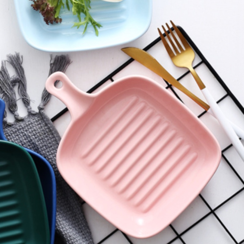 Ribbed Ceramic Baking Plate With Handle Glossy Pink 250 ml
