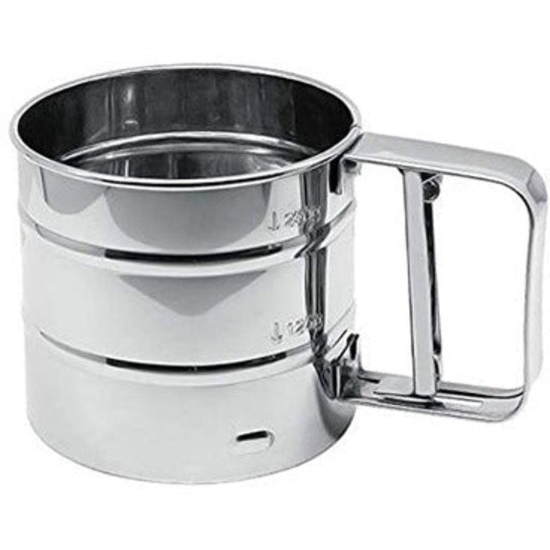 Squeeze handle flour sifter 10.5cm
