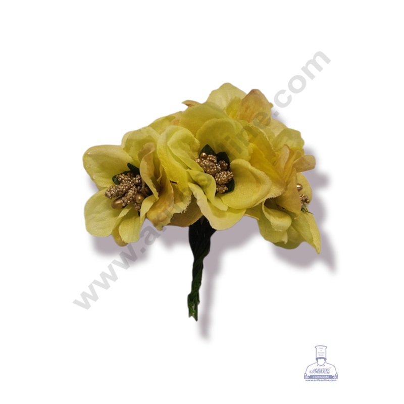 Cake Decor  Medium Blossom Flower With Pollen Bunch of 6 Pcs  Light Yellow