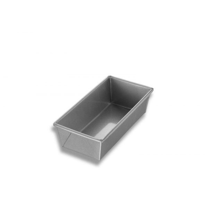 Chicago Metallic Bread / Loaf Pan, 9" x 4 1/2" x 2 3/4", Aluminized Steel (12-pack)